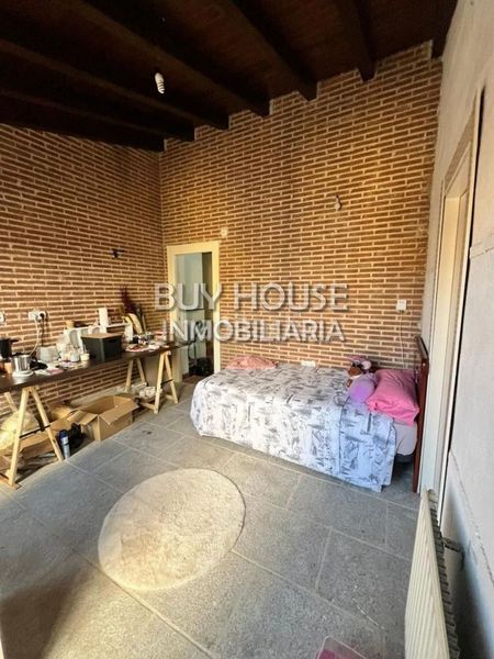 Foto d63614e2-a7bf-4259-b0f5-1123c1d843fa. Xalet amb aparcament a Centro Illescas