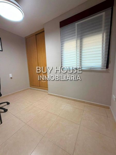 Foto 3002dd00-483d-4ba6-b68d-fca0b65650ef. Pis a Yuncler