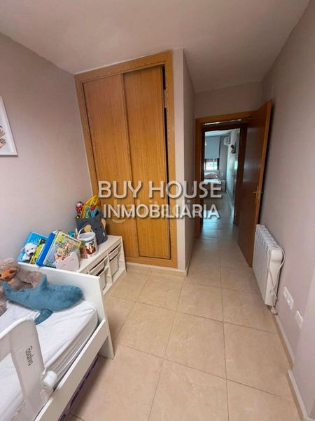 Foto bc927ccd-0698-472c-a793-73ff8ccf0923. Pis a Yuncler
