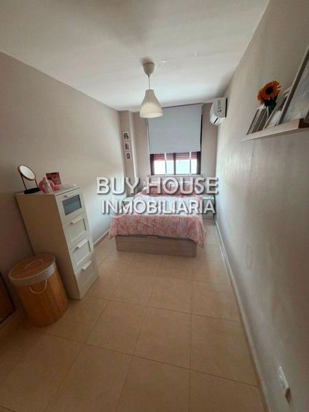 Foto e45bcb9d-9a59-4ccc-ab42-feed701f33a2. Pis a Yuncler