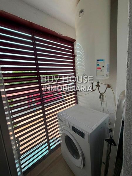 Foto f5f8ff8e-b98f-4d56-841e-8c1569eb84d1. Pis a Yuncler