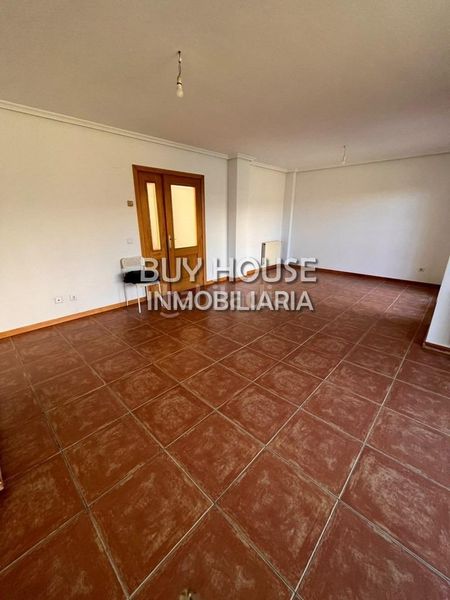 Foto f8ff1f74-0613-436f-927b-757bd52a43a3. Xalet amb calefacció aparcament a señorío de Illescas Illescas
