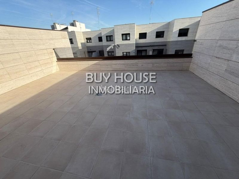 Foto b0637275-c9bf-4438-9690-69528d9b6aa1. Casa adossada amb calefacció aparcament piscina a Illescas
