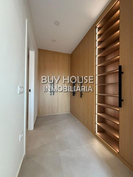Foto f8f8e1c4-4445-40aa-95f0-4dd86ed55324. Casa adossada amb calefacció aparcament piscina a Illescas