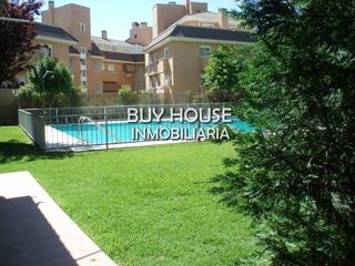 Pis a Parque Manuel de Vega-Carretera de Ugena. Piso en venta en illescas  zona carretera de ugena  urbanización