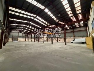 Affitto Capannone industriale in Yeles. Gran nave industrial en alquiler en yeles  2.313 m2  1.888 m2 de