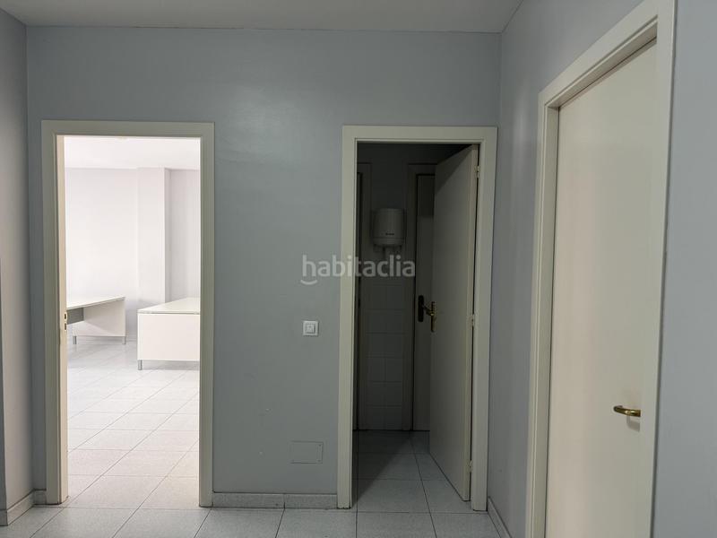 Foto 594d02a3-5888-4881-b19a-9c7c01195990. Alquiler oficina perfecto local céntrico en Centre Mataró