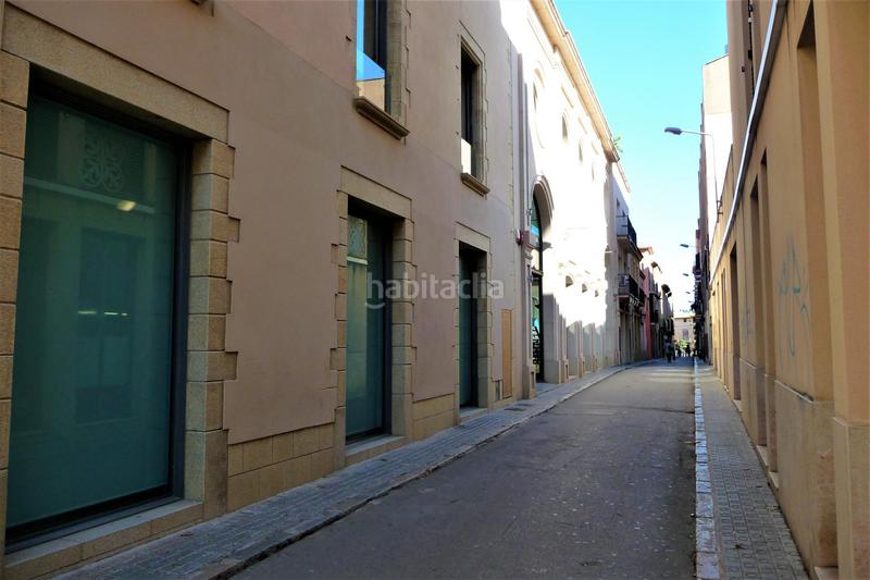 Foto b8d0d43d-044a-4b76-9e64-7b1fc6416f35. Alquiler oficina perfecto local céntrico en Centre Mataró
