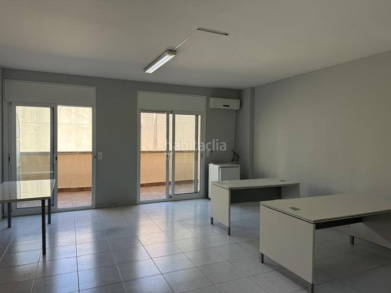 Foto cde96fa1-b663-402c-a540-c546f7ecc621. Miete büro in Centre Mataró