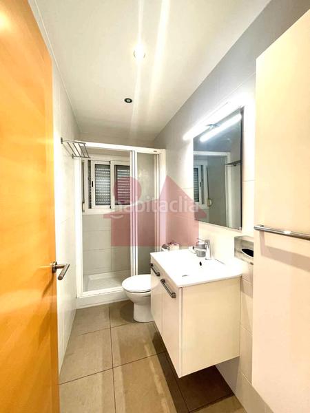 Foto 5e12525f-a246-4eba-8f66-4c81922e8e86. Flat with heating in Estació del Nord Mollet del Vallès