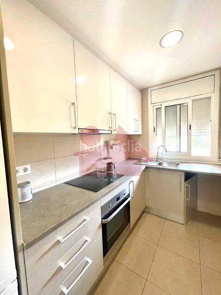 Foto 6c2e1354-b590-44d4-bb8d-f229dca3d534. Flat with heating in Estació del Nord Mollet del Vallès