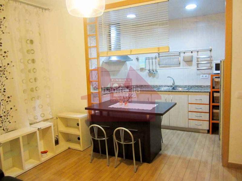 Foto 8874851b-e5aa-477e-8f56-4b7fdc3af50a. Piso acogedor piso centro-mercat municipal en Estació de França Mollet del Vallès