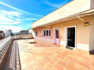 Àtic a Centre. Atico con gran terraza muy céntrico