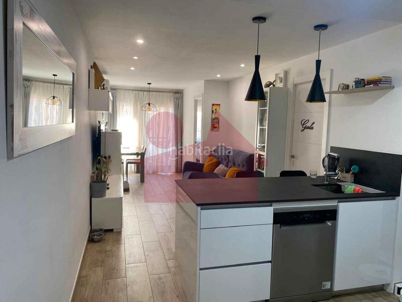 Foto 85c05374-c9f5-4c63-8fb2-4349df28acda. Appartement avec chauffage dans Riu Nord Santa Coloma de Gramenet