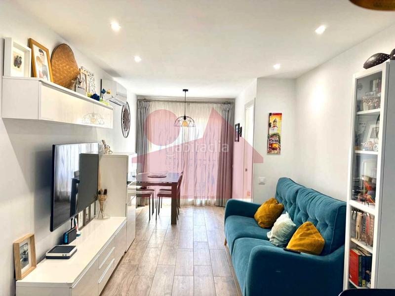 Foto 9be23de1-1b5d-4e53-b572-99a023e293f8. Appartement avec chauffage dans Riu Nord Santa Coloma de Gramenet