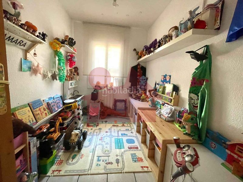 Foto 844c2fdc-d785-4e30-9ddd-96472ed4a251. Pis amb calefacció a Col·legis Nous Mollet del Vallès