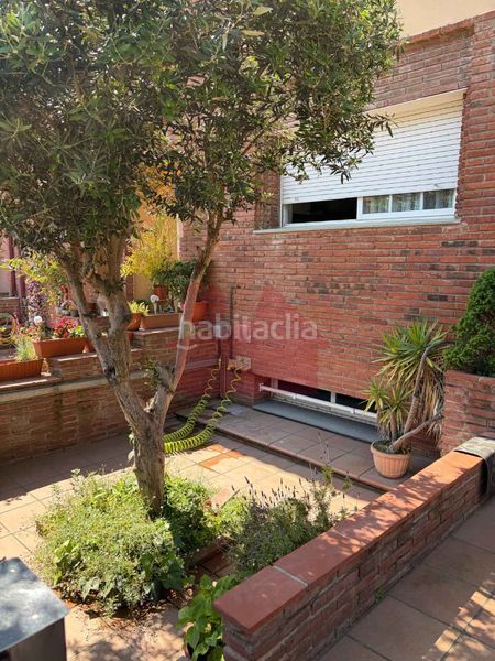 Foto e9e7187d-dea2-45af-9931-c29b8dae2ed7. Casa adossada amb calefacció a Santa Rosa Mollet del Vallès