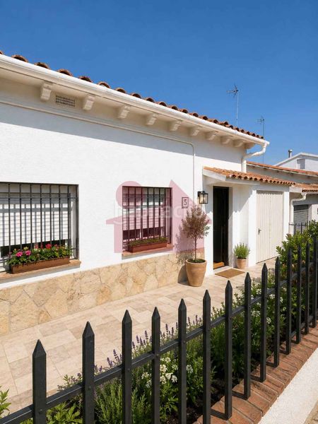 Foto 6997c1e5-3b13-41b2-93e7-8a44fb19589e. Casa amb aparcament a Martorelles
