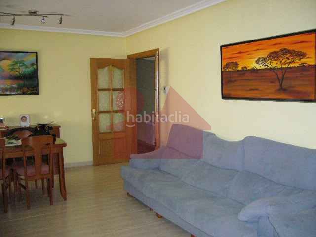 Foto eb3842bb-54d2-4618-bea8-6561b75417bf. Casa adossada amb calefacció aparcament a Martorelles