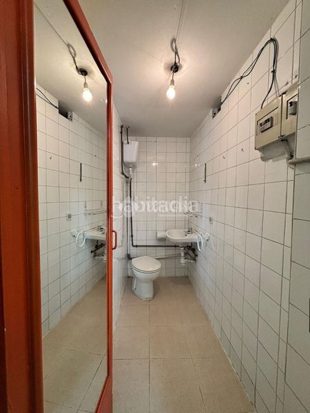 Foto 882bdffb-4314-41f8-b138-d0cf16519243. Local comercial a Juan de la Cierva Getafe