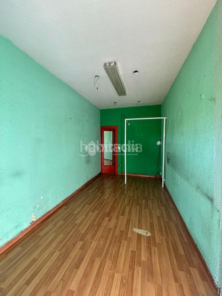 Foto c80b5799-d8fb-4f7a-9ebd-95ef0a1e681b. Local comercial a Juan de la Cierva Getafe