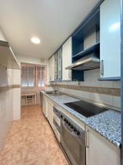 Pis a Juan de la Cierva. Piso en venta en getafe