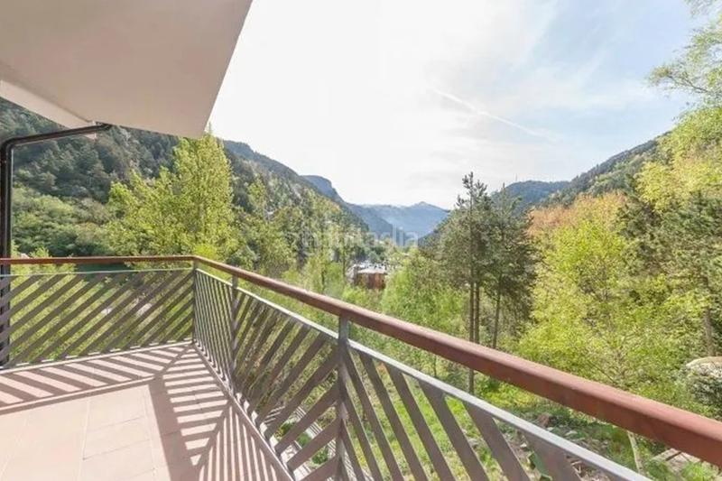 Foto 6d5b6243-b8a2-4069-866d-0b6d9198379a. Pis amb calefacció aparcament a Arinsal-Erts La Massana