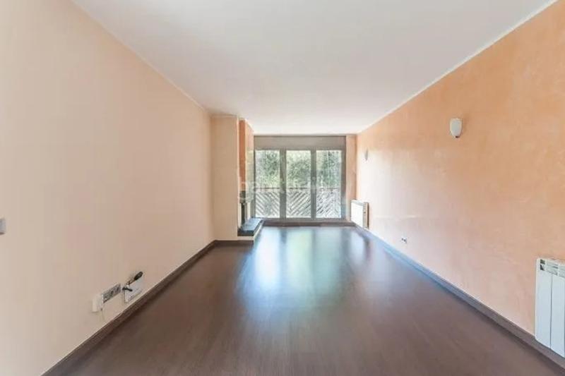 Foto f1aabd76-497e-4401-afba-54f1279e7ebd. Pis amb calefacció aparcament a Arinsal-Erts La Massana