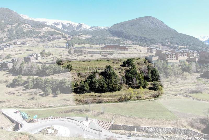 Foto 540f9953-c1a3-41b9-9d9d-374081e44632. Finca rústica terreno para comprar en Canillo Canillo