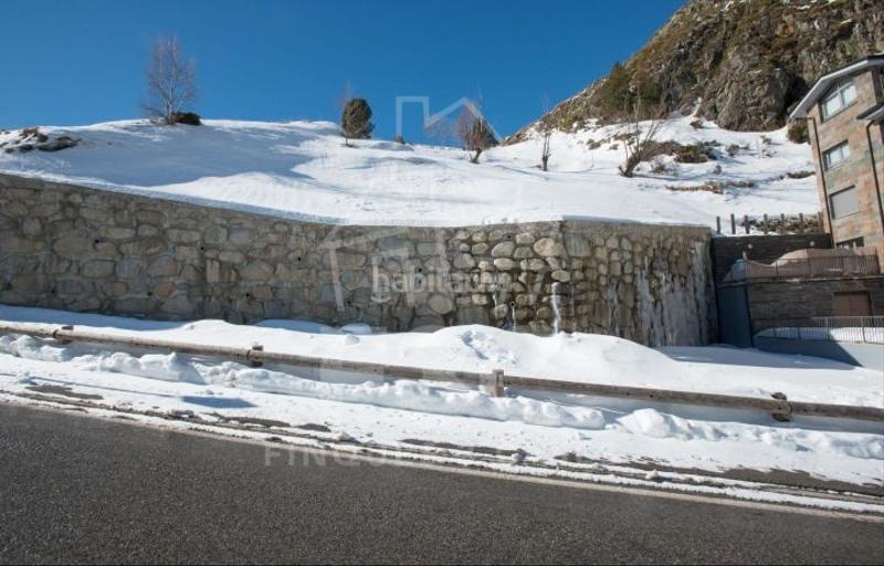 Foto b3d37139-2585-4bf0-83ec-d5d16ffb657d. Finca rústica urbanizable para comprar en tarter el en Canillo