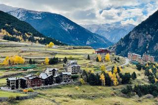 Finca rústica a El Forn-Prats-Meritxell. Terreno urbanizable para comprar en canillo