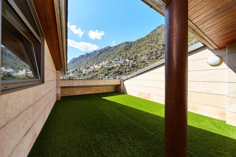 Foto 3faf137b-252d-42e0-b712-aef60d98d884. Attico con riscaldamento parcheggio in Els Vilars d´Engordany Escaldes-Engordany