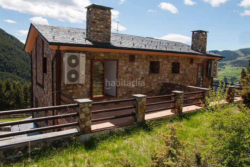Foto f2bd2fc7-d138-4cca-a013-8c76715d4b00. Doppelhaus mit heizung parking in El Forn-Prats-Meritxell Canillo