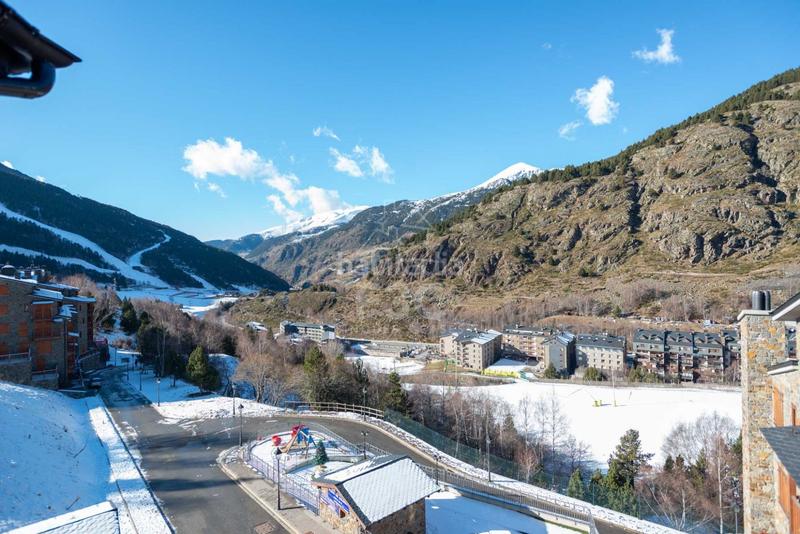 Foto 2694755f-1ad9-466f-b49f-e20499002e0b. Piano terra con riscaldamento parcheggio in Soldeu-Incles Canillo