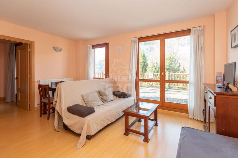 Foto 7ccf1ec9-3598-4fc1-915d-388472cf45a2. Piano terra con riscaldamento parcheggio in Soldeu-Incles Canillo