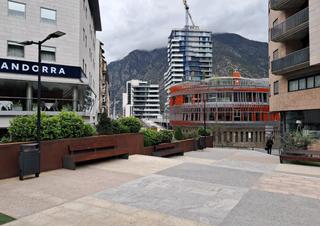 Traspàs Local Comercial a Escaldes-Engordany. Traspaso de barrestaurante en pleno centro de escaldesengordany