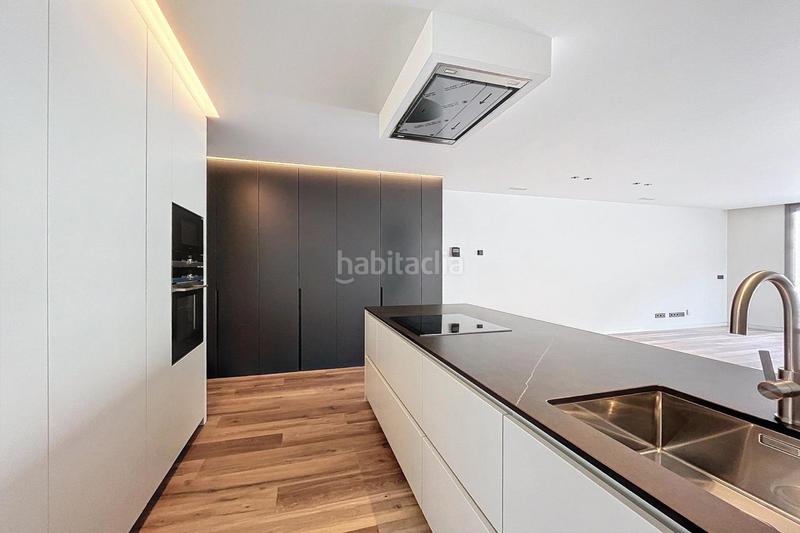 Foto d65443de-9137-4145-b4bd-cdb9989ffe72. Apartment with heating in Centro Andorra la Vella