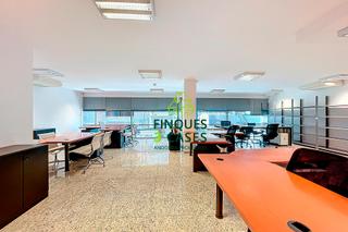 Lloguer Oficina a Centro. Oficina para alquilar en andorra la vella