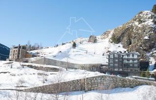 Rural plot in El Tarter. Urbanizable para comprar en tarter el