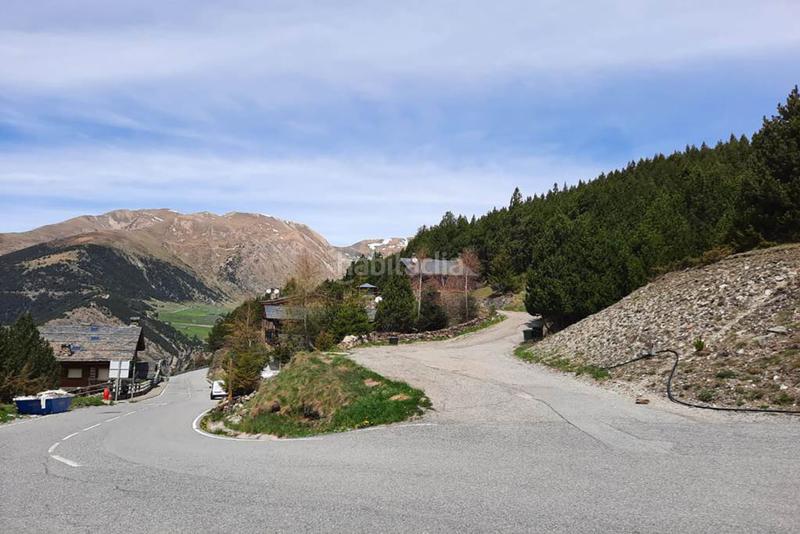Foto 89941c84-30fa-467c-b6a6-6bf2b3a353a3. Casa aparellada amb calefacció aparcament a Centro Andorra la Vella