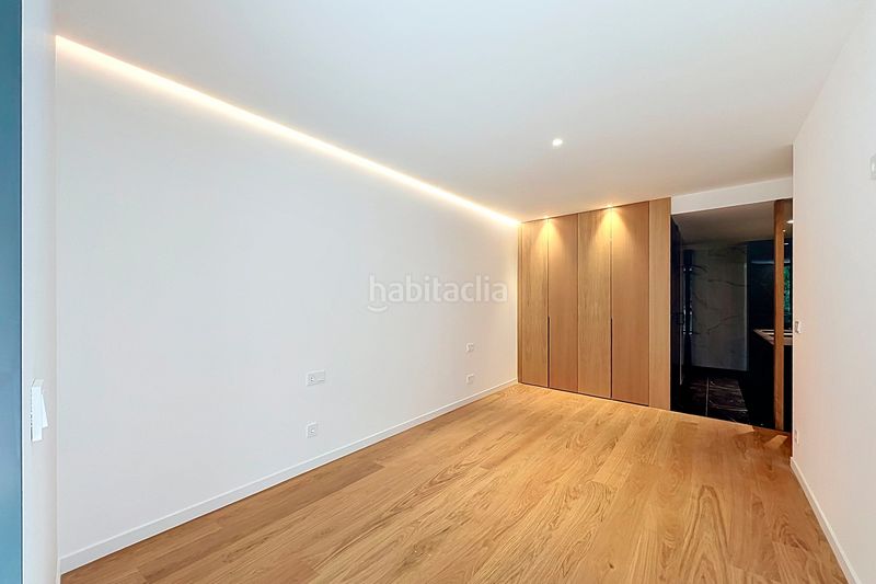 Foto 84a9ef90-0391-4a08-a80e-47a16b07f3b7. Apartament amb xemeneia calefacció aparcament piscina a Madrid