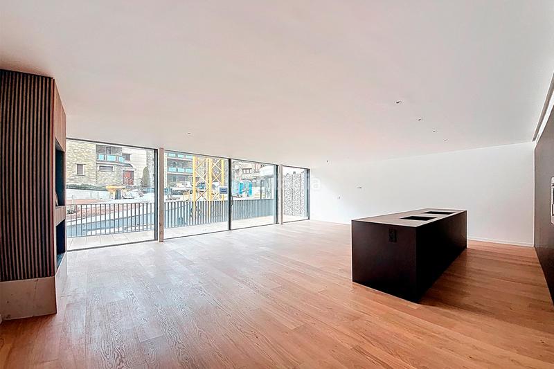 Foto 914f1913-482e-43f0-bad2-e387b88cce8a. Planta baja  de obra nueva en venta en Ordino