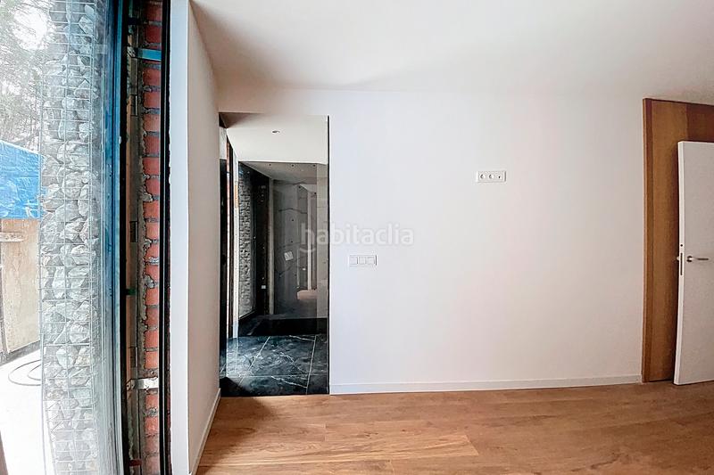 Foto 9cee9e1a-eb8d-4d81-a554-bf653fcdd7c0. Planta baja  de obra nueva en venta en Ordino