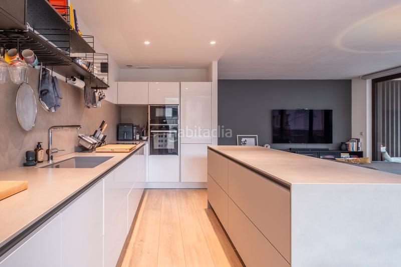 Foto 4d3c9a64-96f6-41f9-b20d-6a00764c8085. Piccolo appartamento con riscaldamento parcheggio in Escaldes-Engordany