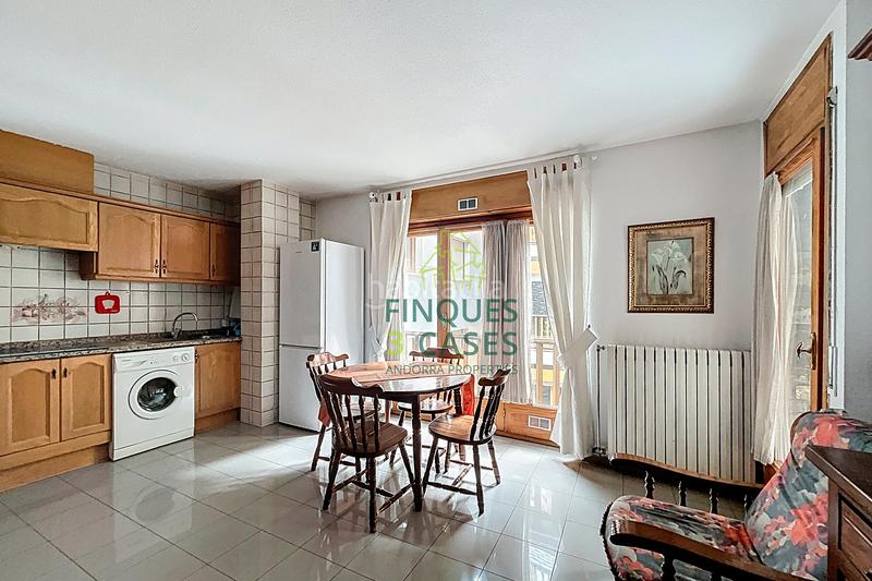 Foto 58c88251-fe56-4d2e-8b2a-547d002b6aaf. Lloguer apartament amb aparcament a Encamp Encamp