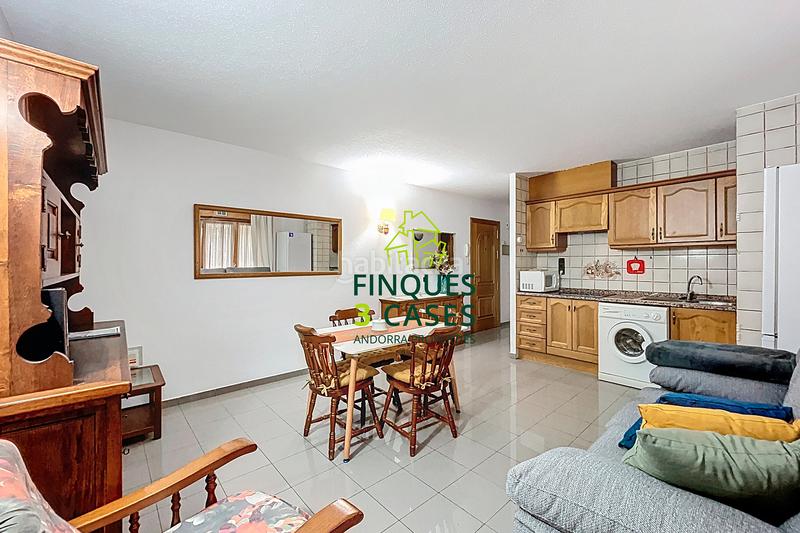 Foto b0404ff7-196a-4e1f-a47c-6b6130ec759f. Miete appartement mit parking in Encamp Encamp