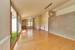 Miete Dachwohnung in Escaldes-Engordany. Ático en alquiler en escaldesengordany  no temporada
