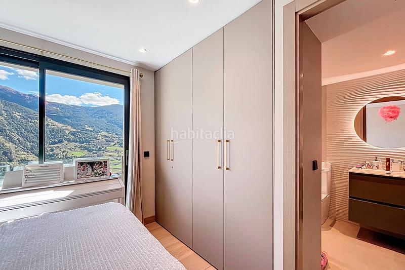 Foto fa5a0ca7-2d40-46e8-ab19-c15c8ef40ea2. Chalet avec chauffage parking dans Canillo Canillo