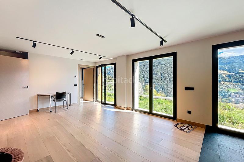 Foto fe6c975a-9b64-4531-80a6-e1b39d499fb6. Chalet avec chauffage parking dans Canillo Canillo