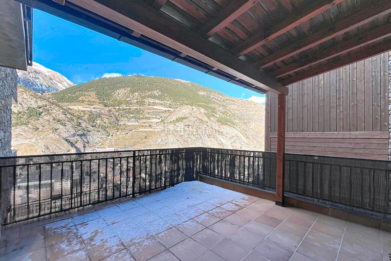 Foto ec5aa9c4-2b6e-4bb0-8d61-808daecea600. Lloguer pis amb aparcament a El Forn-Prats-Meritxell Canillo